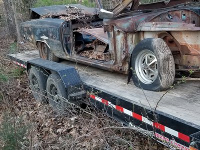 Ржавый и выпотрошенный: как выглядит редчайший Plymouth GTX за $12,500 (фото)