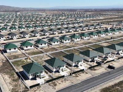 Новоселье в Жетісу: 73 семьи получили ключи от новых домов