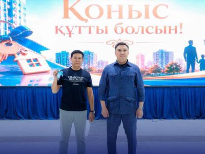 ЕЩЁ 30 СЕМЕЙ В ШЫМКЕНТЕ ПОЛУЧИЛИ КЛЮЧИ ОТ НОВЫХ КВАРТИР
