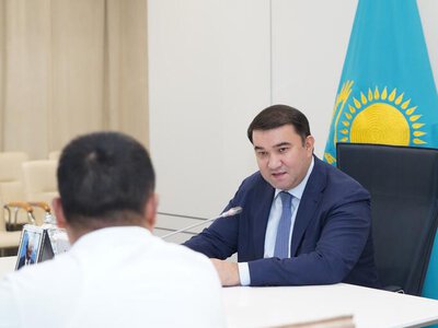 АКИМ ТУРКЕСТАНСКОЙ ОБЛАСТИ ПРОВЕЛ ЛИЧНЫЙ ПРИЕМ ГРАЖДАН