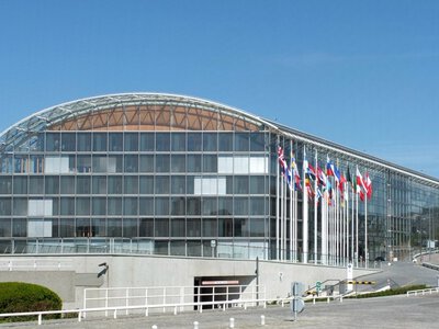 Европейский инвестиционный банк предоставляет Украине пакет поддержки на €500 млн: куда пойдут средства