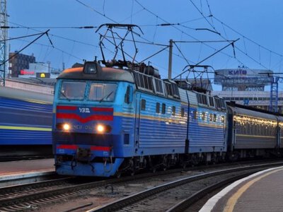 Россия атаковала локомотивы Укрзализныци в двух областях: в одной из них погиб помощник машиниста