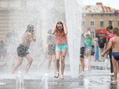 Жара накрывает Украину: в каких областях температура достигнет почти +40 и где пройдут грозы