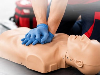 Первые минуты решают всё: где в Одессе бесплатно научат спасать людей до приезда скорой