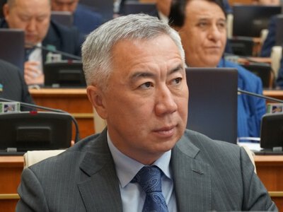 Министр Жумангарин заявил, что «поднятием зарплат проблему не решить», говоря об инфляции и доходах казахстанцев