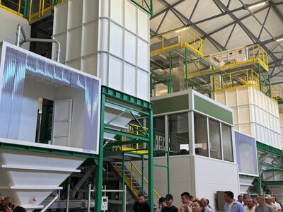 На Волыни запустили новый семенной завод производительностью 12 тонн в час