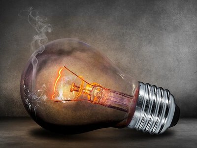 Украина вступила в период ограничений: потребителей ждут перебои с электричеством