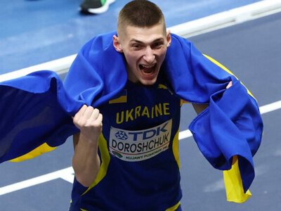 Украинец Олег Дорощук показал лучший результат сезона в мире в прыжках в высоту