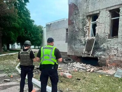 Беспилотники рф атаковали Черниговщину - трое раненых, повреждены больница и школа