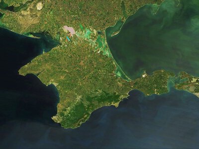 Крым погружается в кризис: удары Украины лишают оккупантов топлива, света и логистики, - Bloomberg