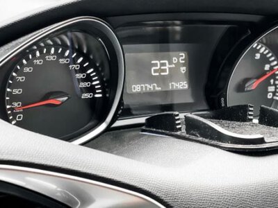 Индустрия обмана: как на украинском авторынке работает бизнес скрученных пробегов