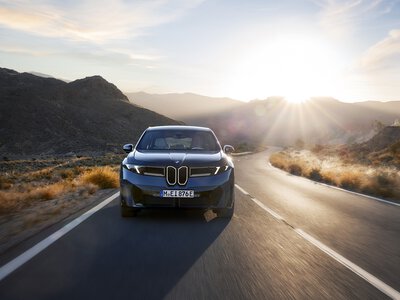 Автомобілі BMW отримали сервіс попередження про дорожні небезпеки від Bosch