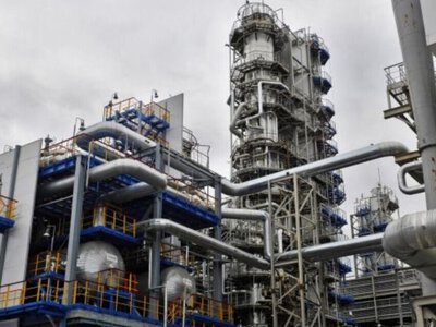  Удары по нефтяным объектам рф и заводу в Волгограде, а также потеря истребителя МиГ-29. Главное за выходные 