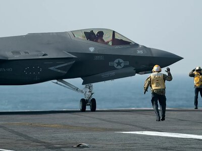 Иран угрожает остановить переговоры с США из-за ударов в Ормузском проливе