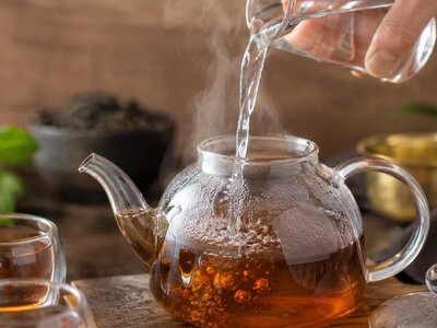 5 чаїв, які можуть захистити серце та допомогти знизити холестерин