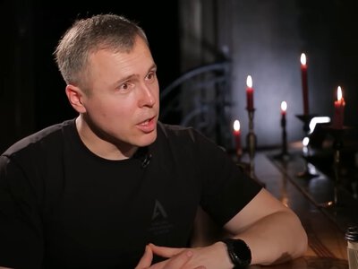 Длительная война и внезапный мир: нардеп объяснил, почему удары по НПЗ не повлияют на Путина (видео)
