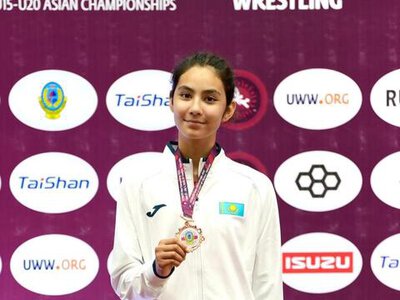 Юная девушка-борец из Астаны стала бронзовым призером чемпионата Азии