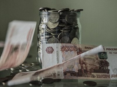 В рф массово возвращаются к наличным из-за кризиса доверия к банкам - разведка