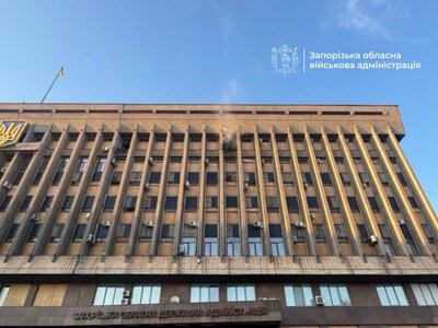 Россия в течение дня дважды обстреляла здание Запорожской ОГА: в городе есть пострадавшие (фото)