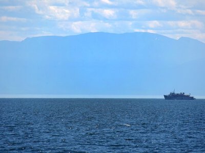 Топливный кризис в РФ: на Байкале и Ангаре ограничивают движение судов