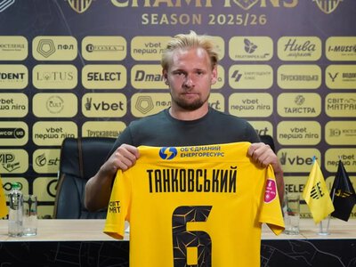 Официально. «Буковина» подписала двух опытных футболистов из ЛНЗ