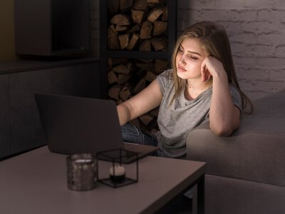 Света не будет до 5 часов: где и когда 1 июля в Украине будут действовать графики отключений