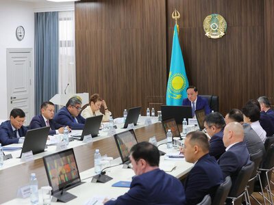 В Жамбылской области ведутся работы по реконструкции и ремонту 91 оросительного канала