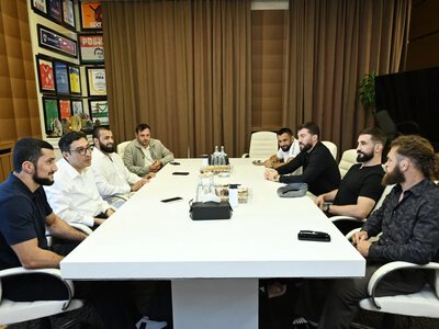 Mazir UFC Fight Nightda çıxış edən azərbaycanlı idmançılarla görüşdü
