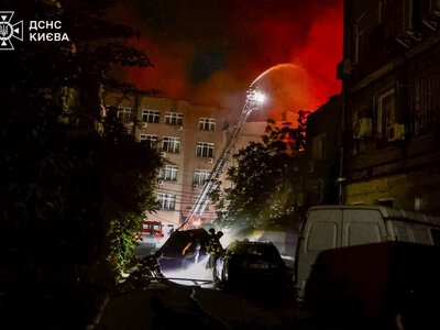 В Киеве возросло число жертв ночного обстрела: ГСЧС показала последствия ударов по столице (фото)