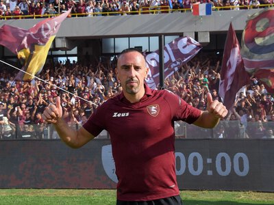 Azərbaycanlı futbolçunun xarici klubdan qovulmasının QƏRİBƏ SƏBƏBİ - VIDEO