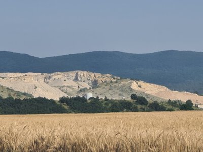 В Крыму приостановлена работа крупнейшего карьера вблизи Белогорска – активист
