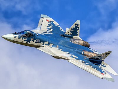 В РФ изменили конфигурацию вооружения Су-57: как будет охотиться на дроны во время атак на НПЗ (фото)