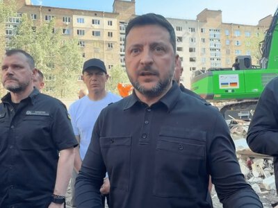 Зеленский прибыл на Дарницу и заявил о необходимости ракет