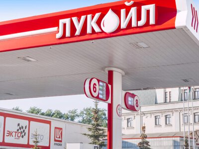 В российском Новороссийске возник дефицит бензина: топлива хватило только для служебного транспорта