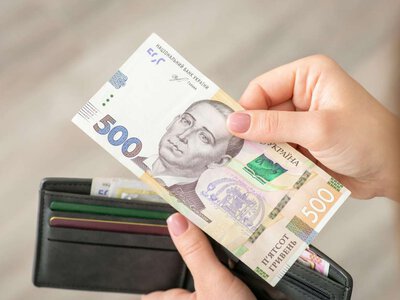 Лица с инвалидностью 2 группы из Константиновской громады могут получить ежемесячную помощь на продукты: как оформить