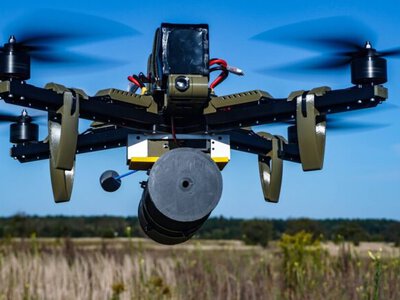 В Украине был кодифицирован многоцелевой FPV-дрон Королева шершней