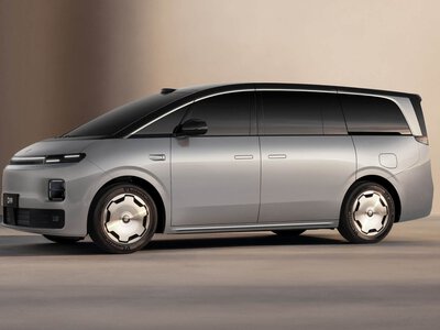Leapmotor представила свій перший електричний мінівен