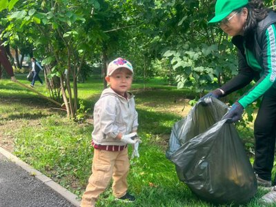  Свыше 2,4 тысячи человек приняли участие в субботнике в Алматы 