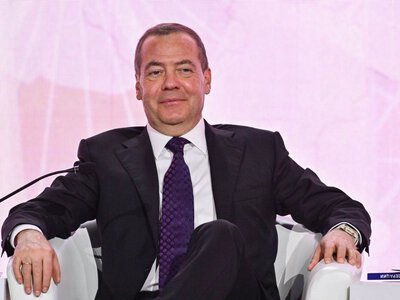 Пройдет по территории трех областей Украины: Медведев заявил о новой полосе безопасности