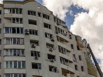  В Киеве возросло количество жертв массированного российского обстрела 2 июля 