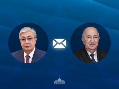  Глава государства поздравил Президента Алжира с Днем независимости 