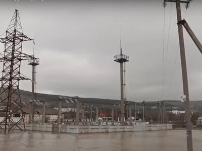 В Крыму могли быть атакованы несколько подстанций: некоторые города остались без электричества