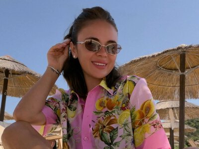 Шик. Жена Лунина похвасталась кадрами роскошного отдыха на Сардинии