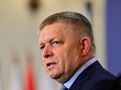 В Словакии не состоялся референдум об отмене пожизненных выплат Роберту Фицо