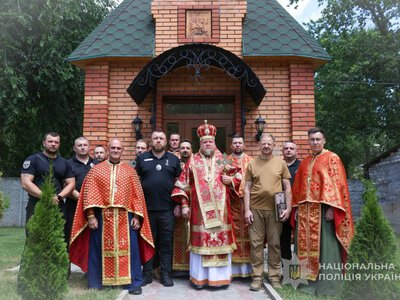 У Запоріжжі відкрили капличку для бійців спецбатальйону поліції (фото)