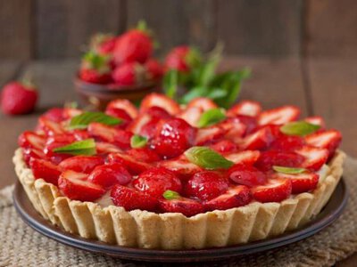 Клубничные десерты: три рецепта необычных пирогов