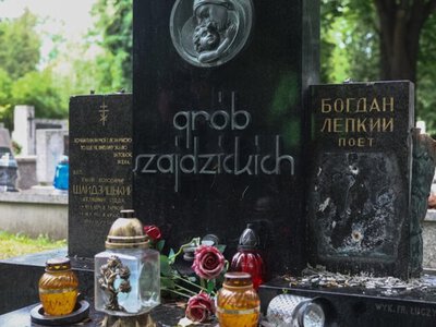  Польская полиция отреагировала на инцидент с могилой украинского писателя Лепкого 