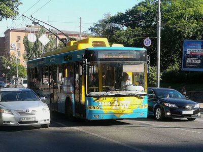 В Киеве изменили движения транспорта из-за ночной атаки