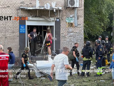 Обстрелы Запорожья и пригорода: 14 пожаров, один погибший и 28 раненых за сутки