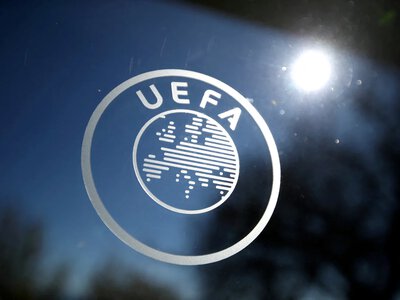 Была пересечена красная линия - UEFA раскритиковало решение FIFA отменить красную карточку форварду США Балогуну